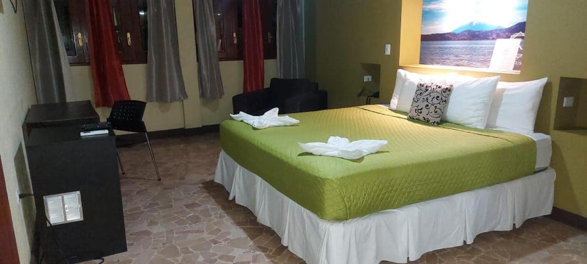 Kartagus Hotel San Salvador Exterior photo