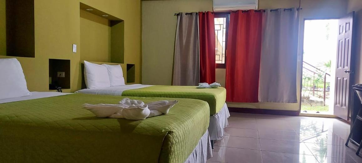 Kartagus Hotel San Salvador Exterior photo
