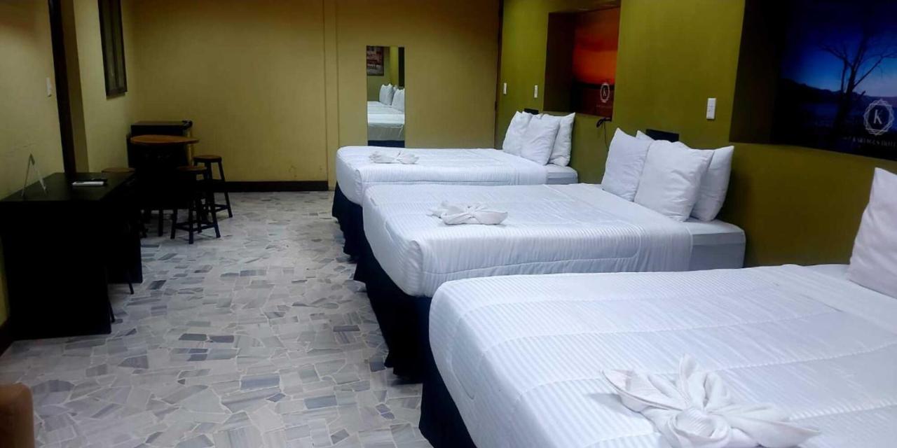 Kartagus Hotel San Salvador Exterior photo