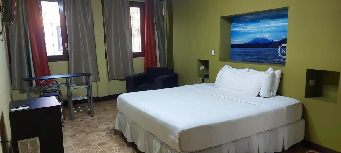 Kartagus Hotel San Salvador Exterior photo