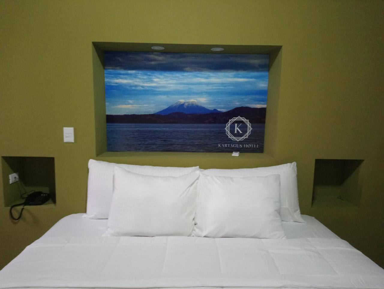 Kartagus Hotel San Salvador Exterior photo