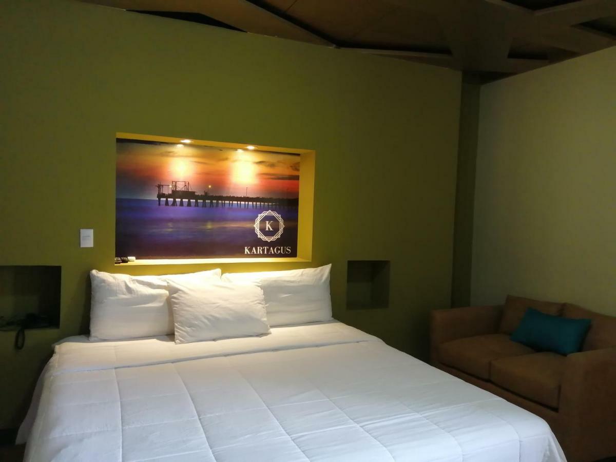 Kartagus Hotel San Salvador Exterior photo